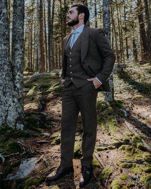 costume-revers-chale-marron-gilet-chaussures-monk